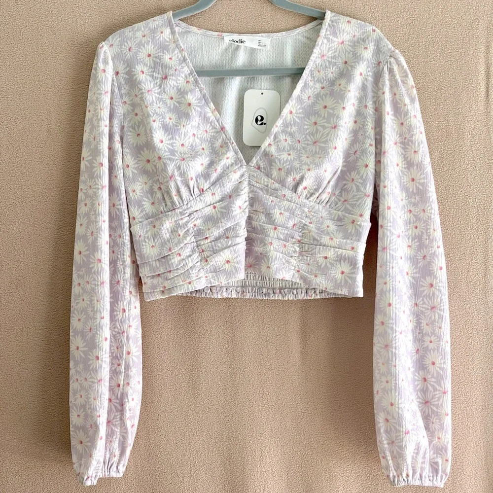 NEW Elodie Long Sleeve Cropped Blouse Women’s L Lavender Floral V Neck Bohemian